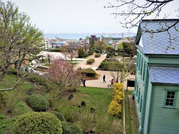 View from Old Public Hall overlooking the Motomachi neighbourhood, with Hakodate Bay in the background