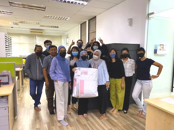 A picture of Clara and her office mates at SH MOK Architect.